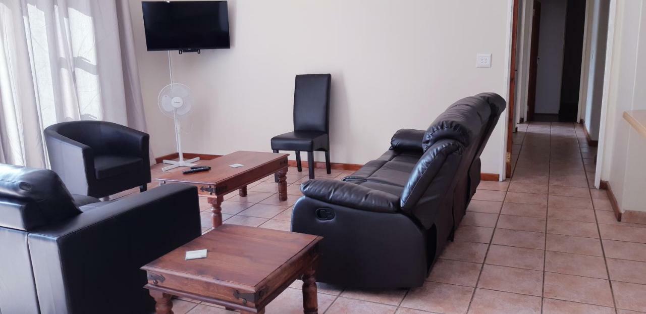 Getaway Self-Catering Tyger Valley Durbanville Exterior photo